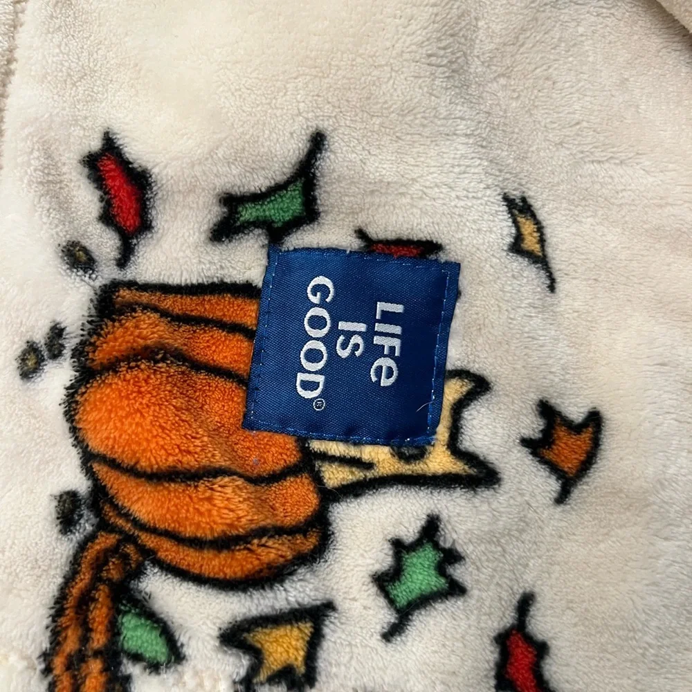 LIFE IS GOOD BERKSHIRE Halloween Soft Plush Throw Blanket 50x70 NWOT
